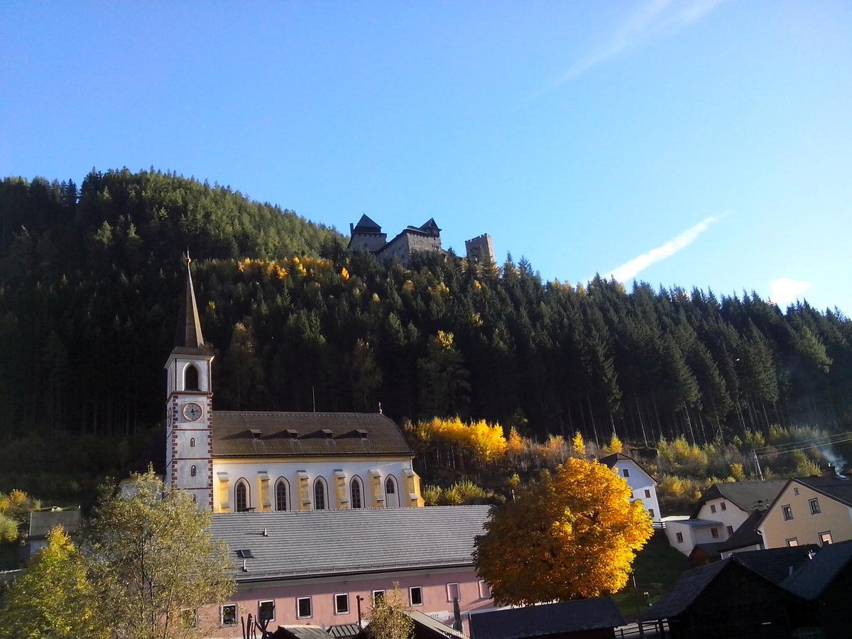 Burg Finstergrun Pansiyon Ramingstein Dış mekan fotoğraf